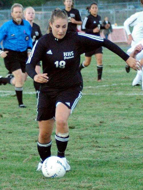 Lady Hounds booters hoping for another playoff run