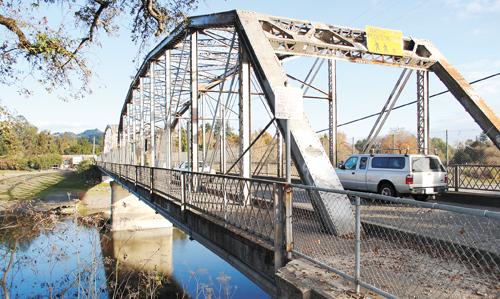 City moves forward on Memorial Bridge