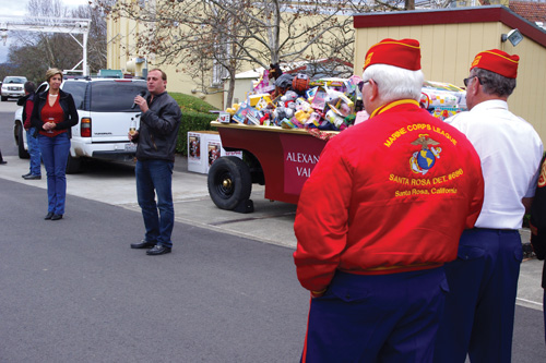 Valleys host friendly competition to collect Toys for Tots