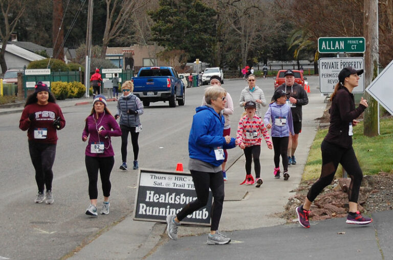 Photo Gallery: Heart Pumping Love Run