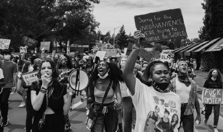 SLIDESHOW: Analy student organizes Sebastopol’s biggest BLM protest