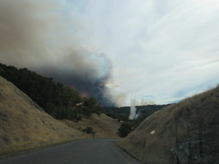 Evacuation warning issued for city of Healdsburg