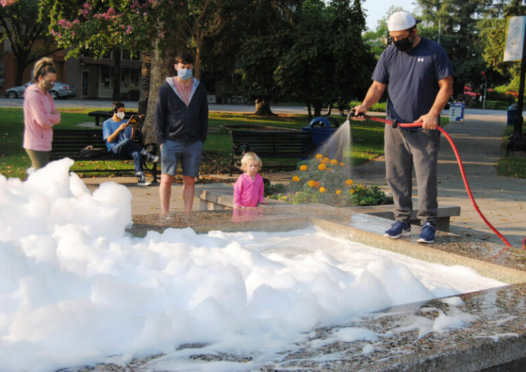 Cleanest fountain around, Sept. 20