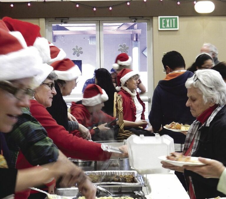 Sebastopol’s Rotarians, Arts Center and VFW Post handing out holiday meal boxes on Christmas Eve