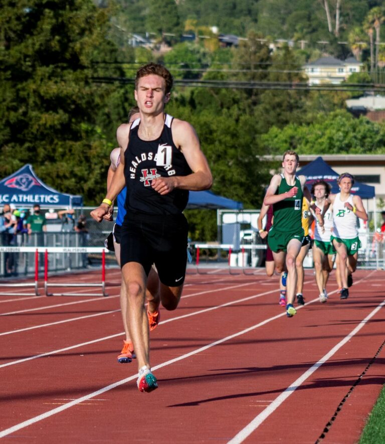 Greyhounds host Redwood Empire Showcase track meet