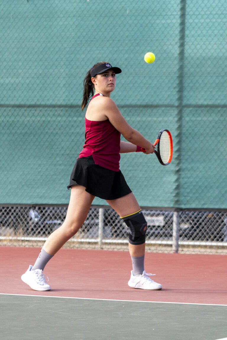 Greyhounds score win over Piner in girls tennis