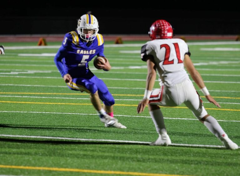 Eagles fall to 3-2 in 49-6 grid loss to St. Helena