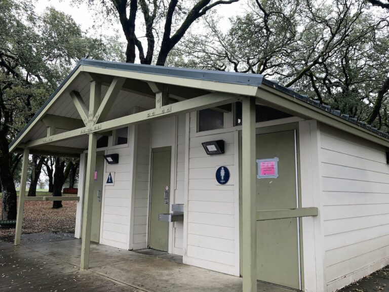 Vandals cause up to $3,300 in damage to Keiser Park restroom