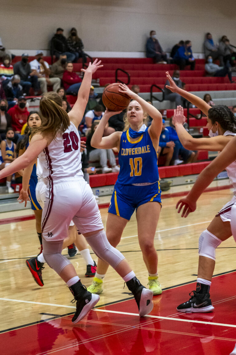 Lady Eagles score 64-55 win over Roseland University Prep