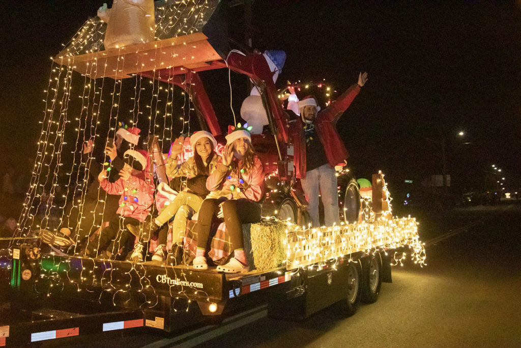 Photo Gallery Geyserville Tractor Parade Healdsburg Tribune