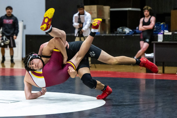 Healdsburg wrestler Alex Diaz-Cano