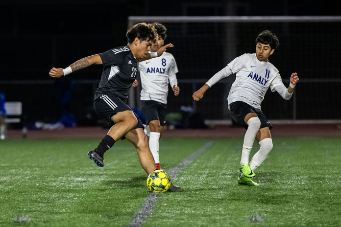 Healdsburg v Analy 1-1